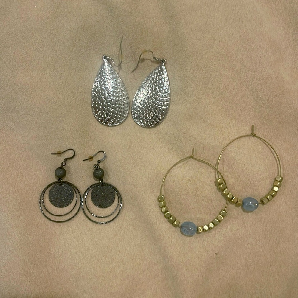 2-earring bundle!
